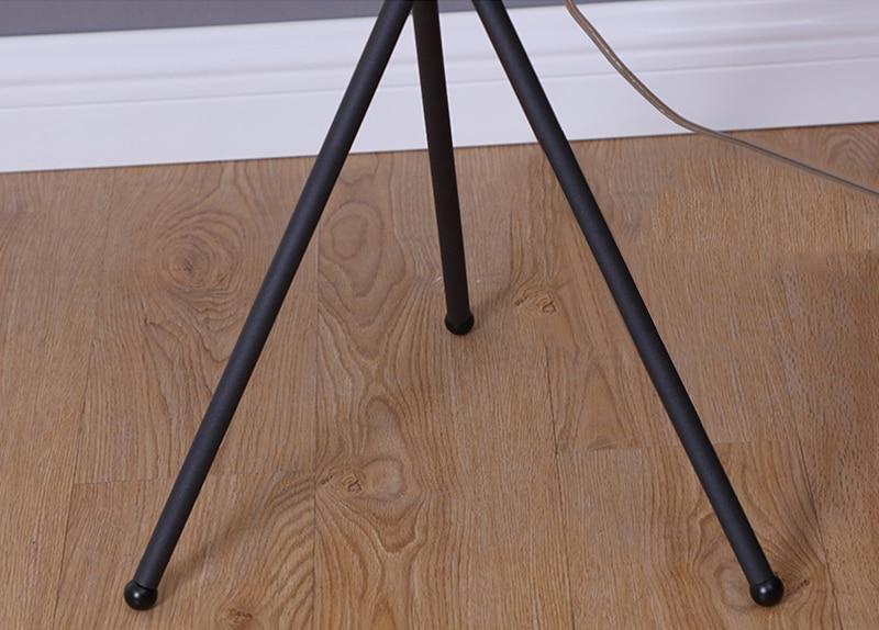 Lance - Moderner Nordischer Beistelltisch & Lampe